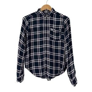 Abercrombie & Fitch Women’s Size XS Dark Blue Plaid Lightweight Flannel Shirt